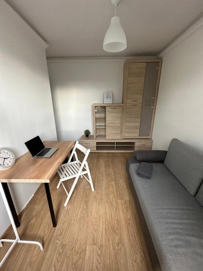 Rooms4Less Gdansk Exterior photo